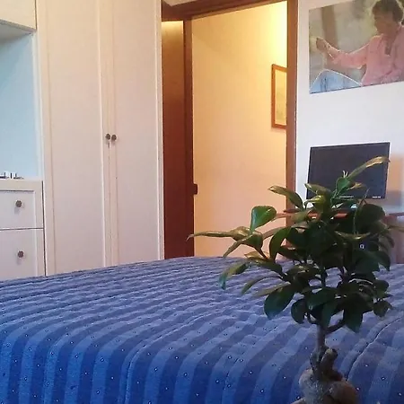 Euroom1 Bed and breakfast